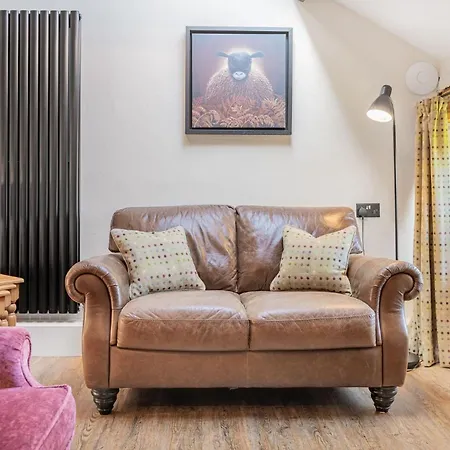 Vakantiehuis Geltsdale Hows, Pet Friendly, Characterful In A Rural Setting *